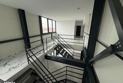 Spațiu comercial, de 240 mp, în Central - 8