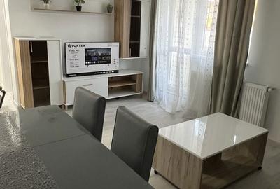Apartament cu 3 camere decomandat în Roșu - 2