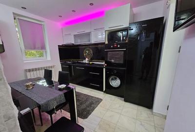 Vand apartament cu 2 camere decomandat - 28