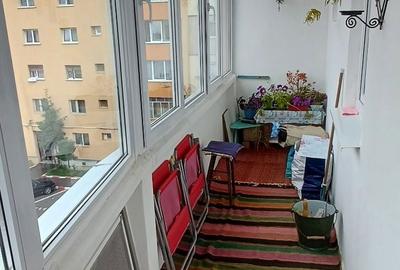 Apartament cu 3 camere decomandat în Ștefan cel Mare - 4