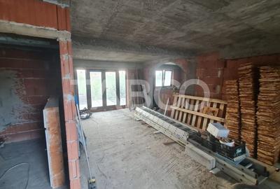 Casa la rosu de vanzare in Sebes-Lancram judetul Alba - 3