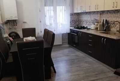 Apartament cu 3 camere decomandat în Sebastian - 5