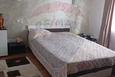 Casă cu 7 camere cu Teren 1183 Mp în Central - 15