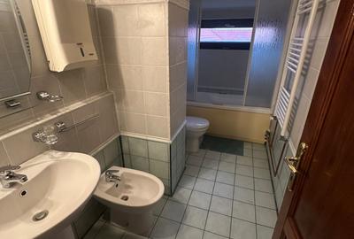 Apartament cu 4 camere semidecomandat în P-ța Unirii - 9