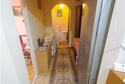 GIROCULUI - 3 CAM - DECOMANDAT  - 2BAI - SPATIOS - BLOC ANVELOPAT - ZONA LINISTI - 11