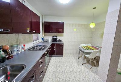 Apartament cu 3 camere semidecomandat, mobilat în Grivița - 9
