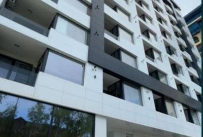 Studio Mamaia Building Stefan Lake 2 - 3