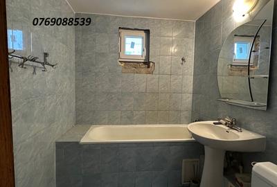 Apartament cu 3 camere semidecomandat în Rahova - 6