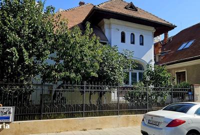Casă cu 4 camere cu Teren 327 Mp în Capitale - 6