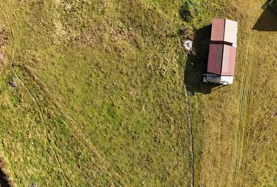 Se vinde casa si teren 3800 mp in Poiana Stampei . - 8