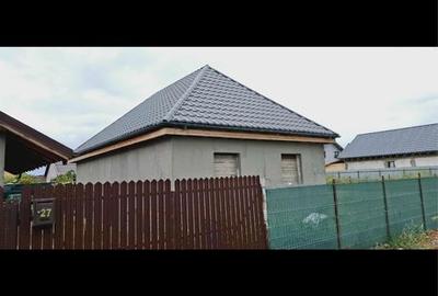 Casă cu 3 camere în Cazasu - 5