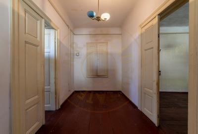 Casa Centrala de Vanzare - Str. Egalitatii, km 0 - Pitesti! - 5