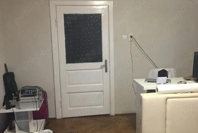 Casă cu 4 camere cu Teren 1646 Mp în Brebu - 3