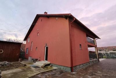 Casă cu Teren 1500 Mp în Darova - 5