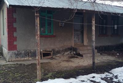 Casă cu 2 camere în Inotești - 3