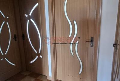 Apartament cu 3 camere decomandat în Berceni - 3