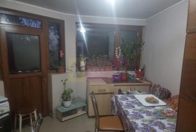 ISLAZ / IF - CASA P+1 (7 CAM) DE VANZARE - 2