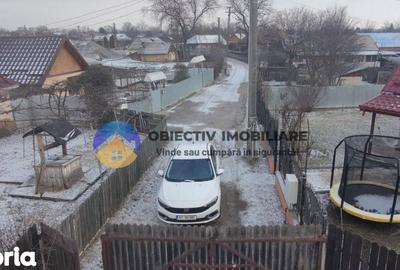 Casă cu 2 camere cu Teren 2089 Mp în Central - 1