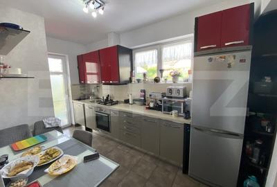 Casa de vanzare, mobilata si utilata, 4 camere, Zona Centrala - 14