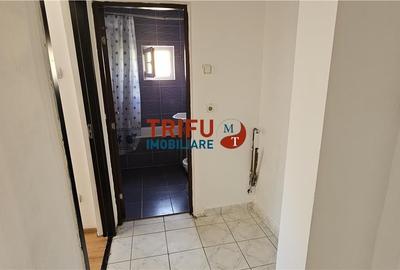 Apartament cu 3 camere etaj 3 Zona Mercur - 8