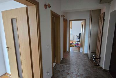 Apartament cu 3 camere decomandat în Central - 7