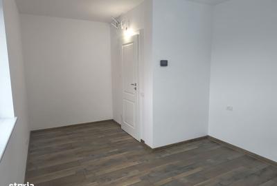 Casă cu 5 camere cu Teren 500 Mp în Borș - 5