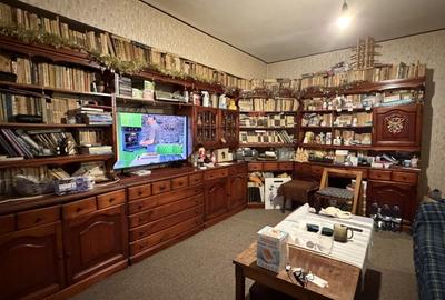 Apartament cu 3 camere decomandat, mobilat în Gorjului