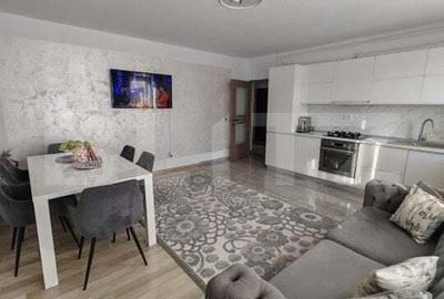 Apartament cu 3 camere decomandat, mobilat în Tractorul - 4