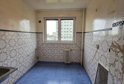 Jean Steriadi, 5 minute metrou 1 Decembrie 1918, bloc reabilitat, - 9