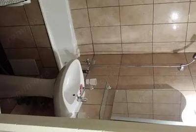 Garsonieră decomandată în Iancului