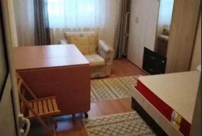 Garsonieră decomandată în Tătărași