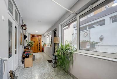 Casă cu 7 camere cu Piscina în Viilor - 16