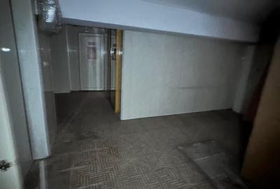 Spațiu comercial de închiriat – 336 mp + subsol + parcare - 14