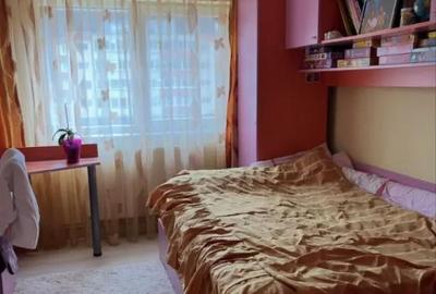Apartament cu 4 camere decomandat, mobilat în Răcădău - 8