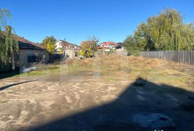 Teren de 786 mp, în Romanești