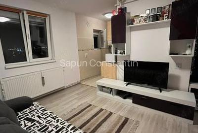 Vand apartament la mansarda in Lazaret! 2 camere decomandat! Vand apartament la mansarda in Lazaret! 2 camere decomandat! - 1