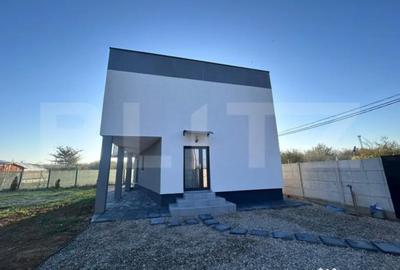 Casă cu 4 camere cu Teren 555 Mp în Central - 1