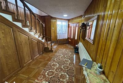 Casă cu 5 camere cu Teren 1200 Mp în Halmeu - 16