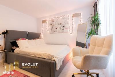 Casă cu 8 camere cu Teren 944 Mp în Palazu Mare - 13