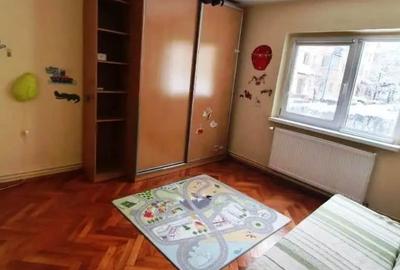 Inchiriem Apartament 3 Camere Mobilat Decomandat Grivitei - 6