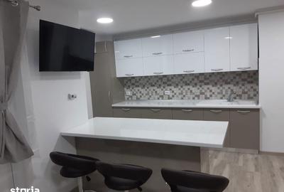 Apartament cu 3 camere decomandat în Central - 9
