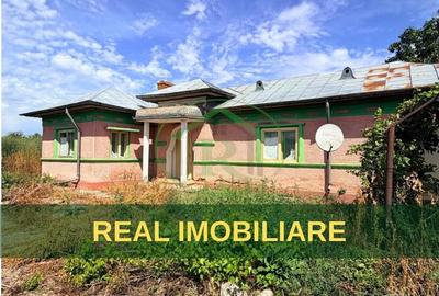 Casă cu 3 camere cu Teren 2000 Mp în Gherăseni