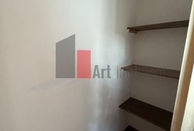 De vânzare – Apartament 3 camere, Sector 4 - 8