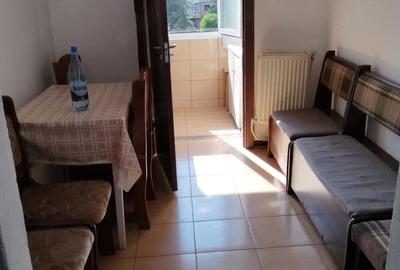 Apartament cu 2 camere decomandat în Central - 2