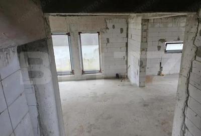 Casă cu Teren 570 Mp în Central - 10