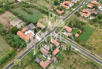Casă cu 3 camere cu Canalizare în Babșa - 2