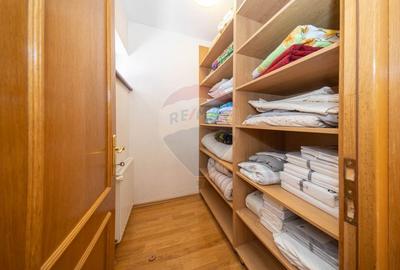 Vila cu 8 Camere, Sala de Fitness si Sauna in Moieciu Comision 0% - 24