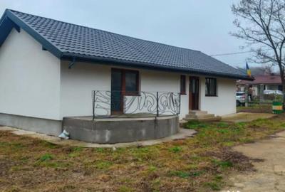 Casă cu 3 camere cu Teren 5000 Mp în Tăuții-Măgherăuș - 1