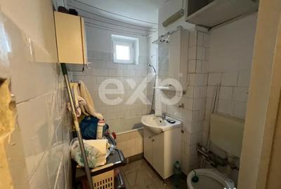 Apartament cu 3 camere decomandat în Apărătorii Patriei - 5