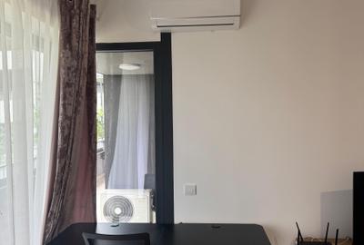 Apartament cu 2 camere decomandat în Baza 3 - 4